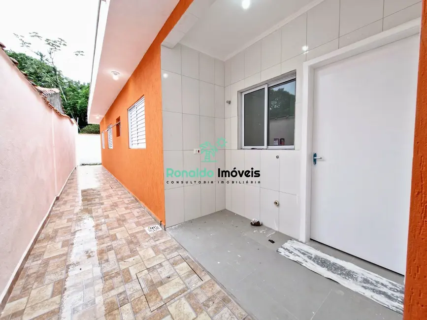 Foto 3 de Casa com 3 quartos à venda, 72m2 em Bertioga - SP