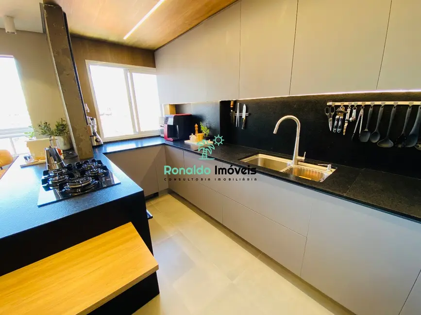 Foto 8 de Apartamento com 3 quartos à venda, 104m2 em Bertioga - SP