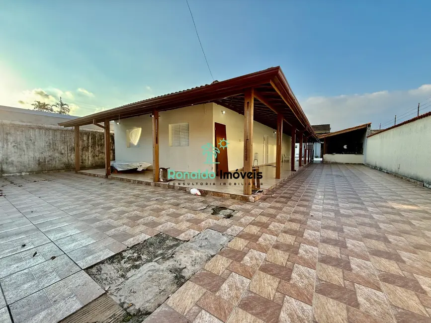 Foto 2 de Casa com 4 quartos à venda, 277m2 em Centro, Bertioga - SP