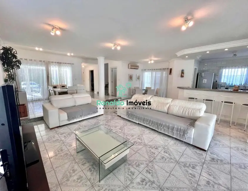 Foto 7 de Casa de Condomínio com 5 quartos à venda, 314m2 em Bertioga - SP