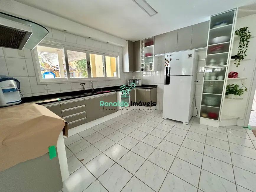 Foto 8 de Casa de Condomínio com 4 quartos à venda, 420m2 em Bertioga - SP