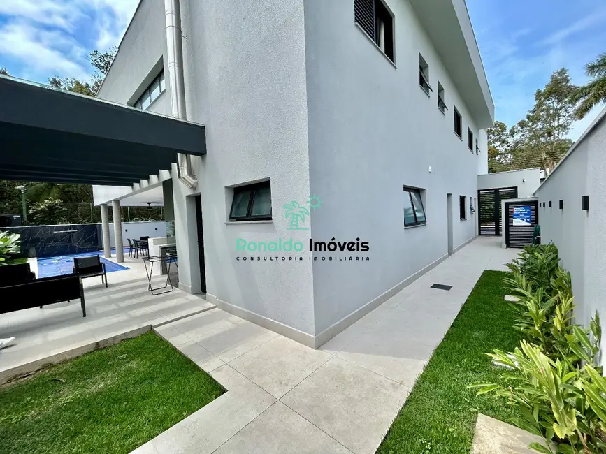 Casa de Condomínio com 5 quartos à venda, 409m2 em Bertioga - SP - imagem 6 Foto 6 de Casa de Condomínio com 5 quartos à venda, 409m2 em Bertioga - SP