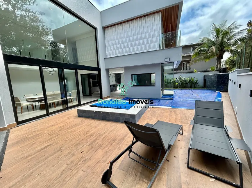 Casa de Condomínio com 5 quartos à venda, 409m2 em Bertioga - SP - imagem 8 Foto 8 de Casa de Condomínio com 5 quartos à venda, 409m2 em Bertioga - SP