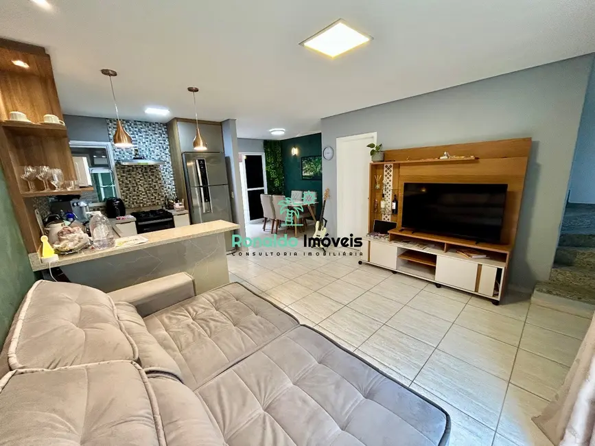 Foto 1 de Casa de Condomínio com 2 quartos à venda, 79m2 em Bertioga - SP