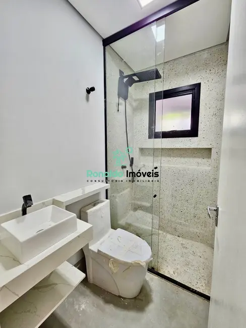 Foto 7 de Casa de Condomínio com 2 quartos à venda, 132m2 em Bertioga - SP