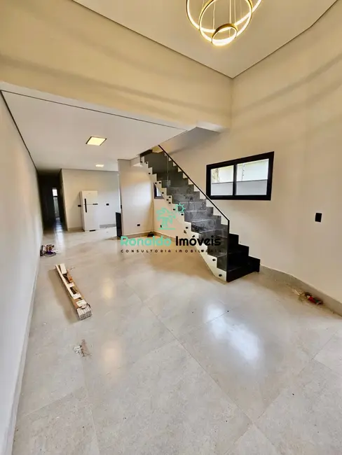 Foto 1 de Casa de Condomínio com 2 quartos à venda, 132m2 em Bertioga - SP