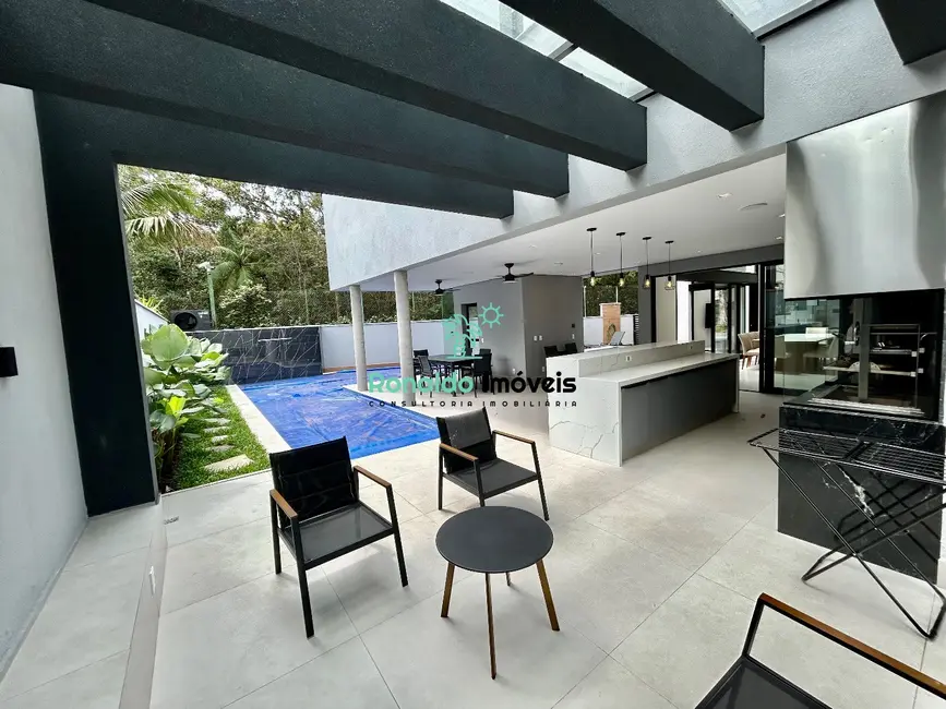 Foto 5 de Casa de Condomínio com 5 quartos à venda, 409m2 em Bertioga - SP