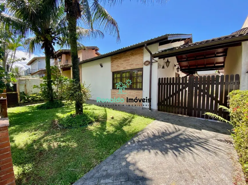 Foto 1 de Casa de Condomínio com 3 quartos à venda, 214m2 em Bertioga - SP