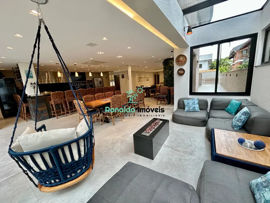 Foto 8 de Casa de Condomínio com 6 quartos à venda, 383m2 em Bertioga - SP