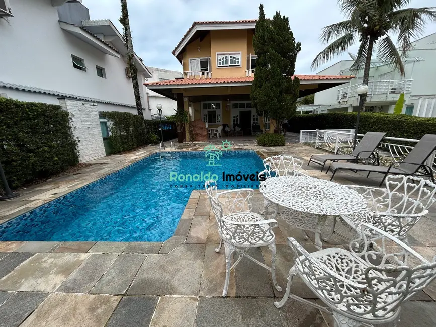 Foto 2 de Casa de Condomínio com 4 quartos à venda, 301m2 em Bertioga - SP