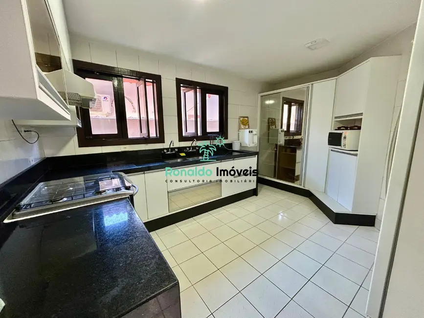 Foto 9 de Casa de Condomínio com 4 quartos à venda, 400m2 em Bertioga - SP