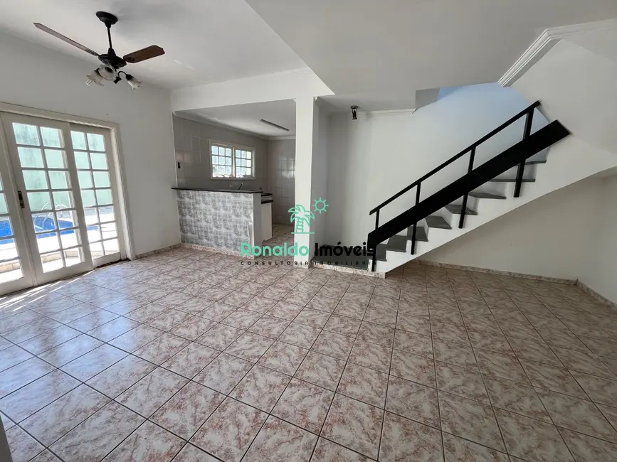 Casa de Condomínio com 3 quartos à venda, 178m2 em Bertioga - SP - imagem 4 Foto 4 de Casa de Condomínio com 3 quartos à venda, 178m2 em Bertioga - SP