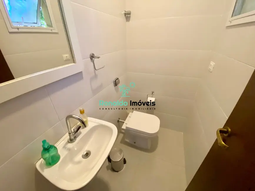 Foto 9 de Casa de Condomínio com 3 quartos à venda, 190m2 em Bertioga - SP