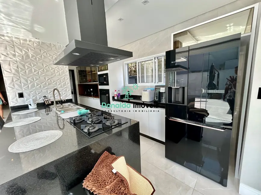 Foto 8 de Casa de Condomínio com 5 quartos à venda, 335m2 em Bertioga - SP