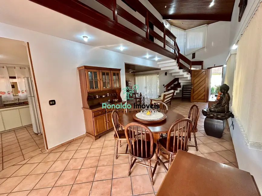 Foto 6 de Casa de Condomínio com 2 quartos à venda, 204m2 em Bertioga - SP