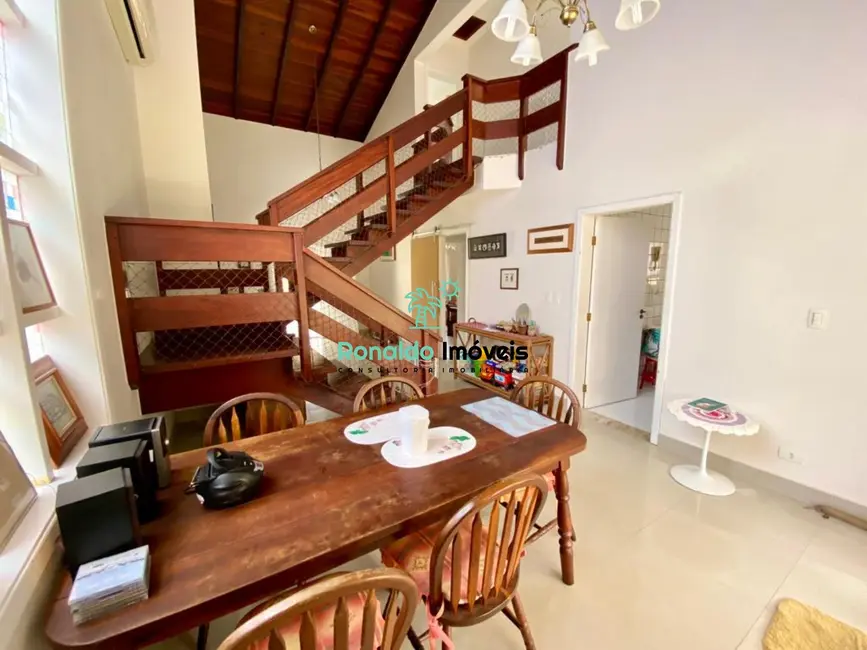 Foto 5 de Casa de Condomínio com 3 quartos à venda, 190m2 em Bertioga - SP