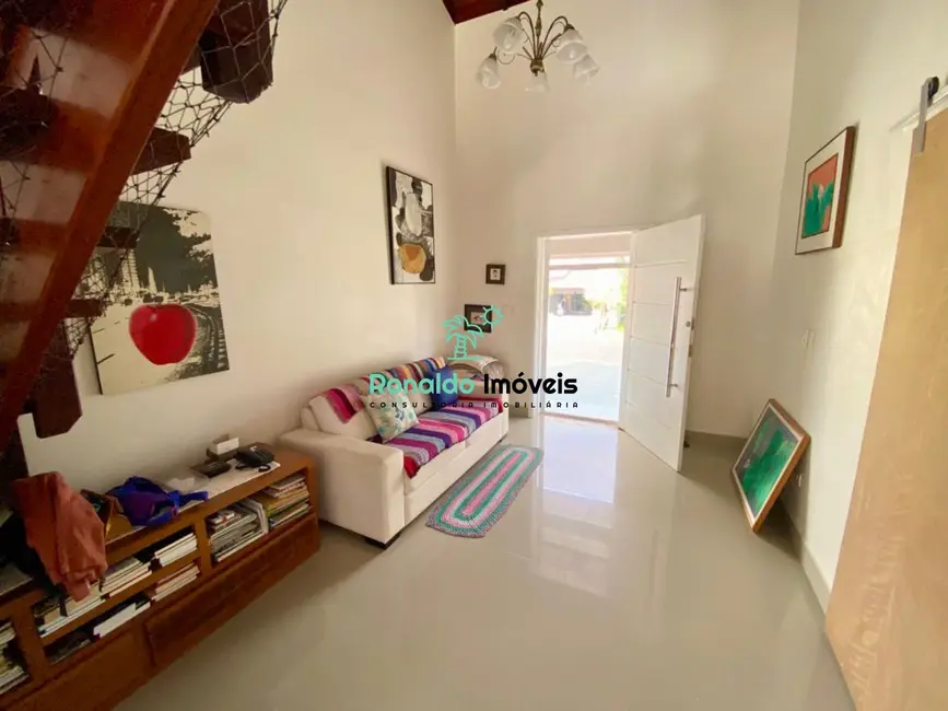 Foto 4 de Casa de Condomínio com 3 quartos à venda, 190m2 em Bertioga - SP