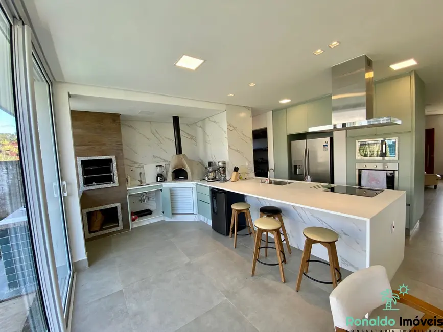 Casa de Condomínio com 4 quartos à venda, 286m2 em Bertioga - SP - imagem 9 Foto 9 de Casa de Condomínio com 4 quartos à venda, 286m2 em Bertioga - SP