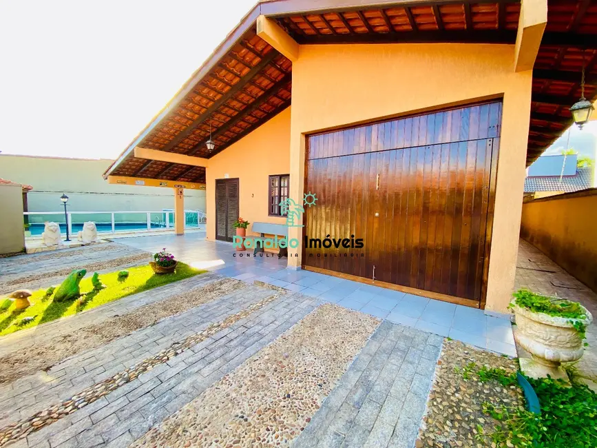 Foto 4 de Casa de Condomínio com 4 quartos à venda, 200m2 em Bertioga - SP