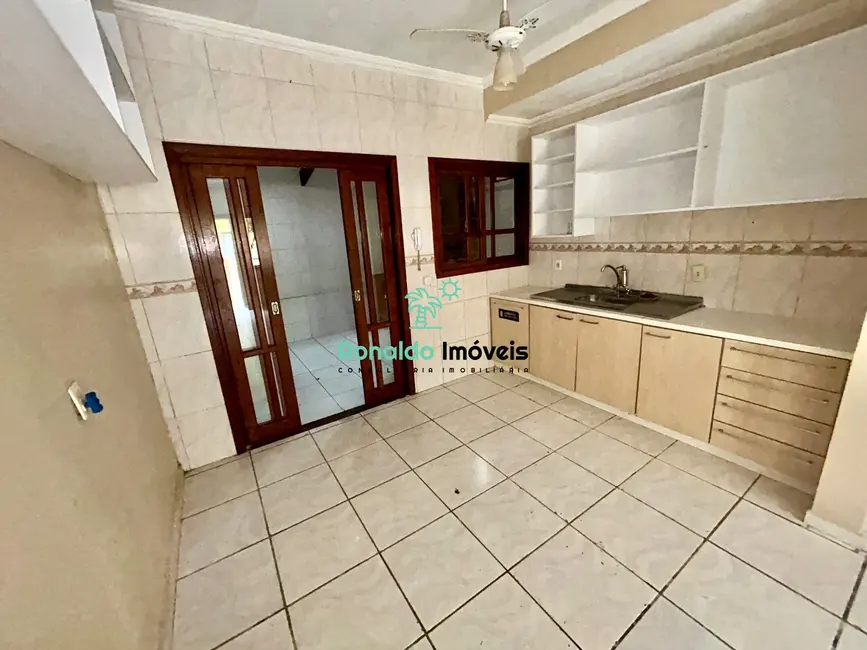 Foto 6 de Casa de Condomínio com 2 quartos à venda, 78m2 em Centro, Bertioga - SP