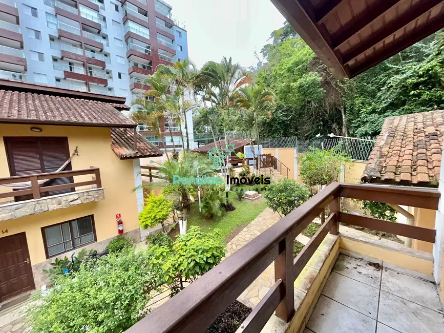 Foto 2 de Casa de Condomínio com 2 quartos à venda, 78m2 em Centro, Bertioga - SP