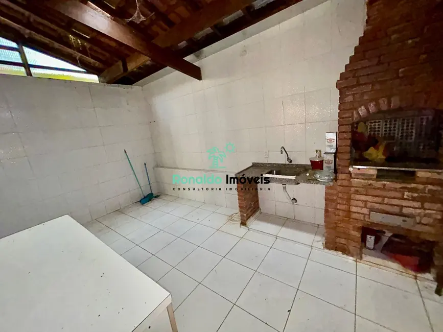 Foto 9 de Casa de Condomínio com 2 quartos à venda, 78m2 em Centro, Bertioga - SP