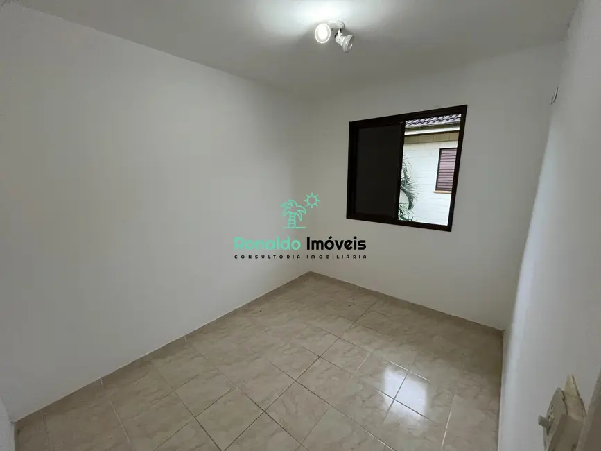 Foto 8 de Casa de Condomínio com 2 quartos à venda, 62m2 em Centro, Bertioga - SP