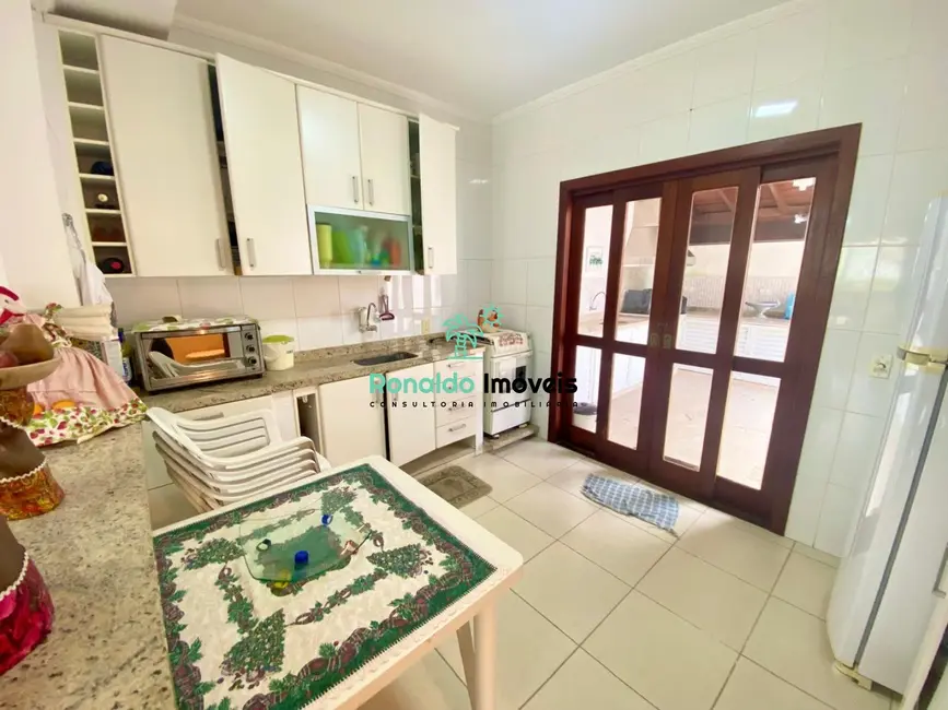 Foto 7 de Casa de Condomínio com 3 quartos à venda, 104m2 em Centro, Bertioga - SP