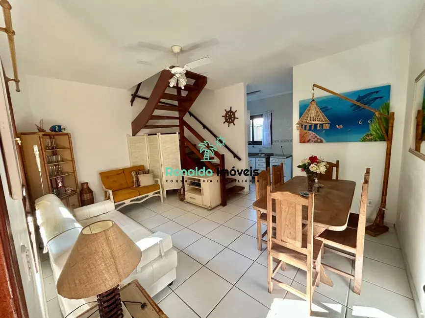 Foto 1 de Casa de Condomínio com 2 quartos à venda, 70m2 em Bertioga - SP