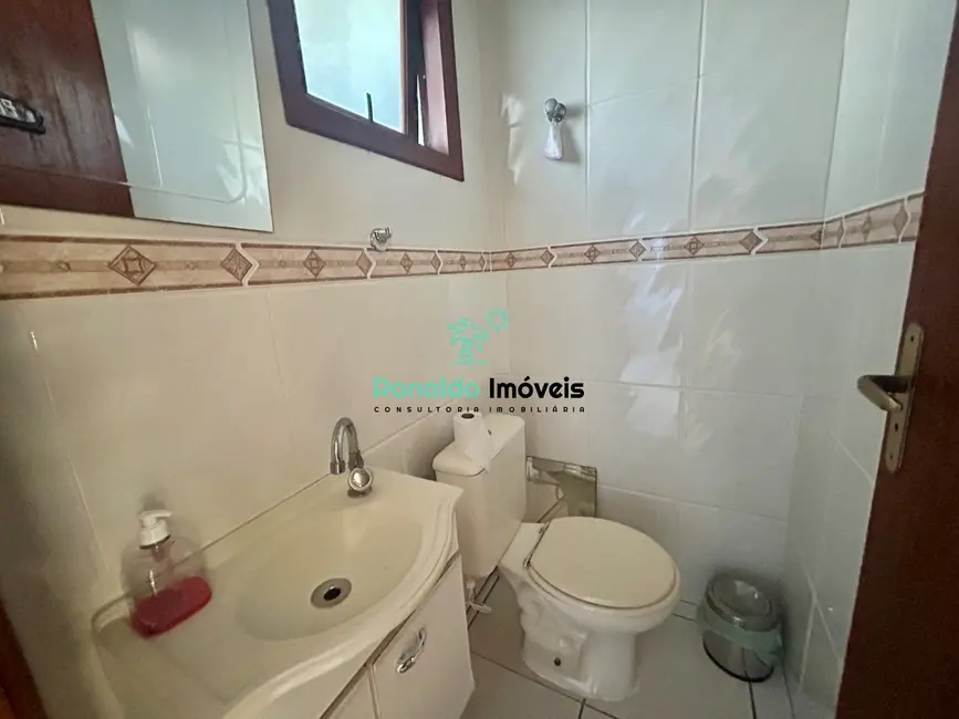 Foto 5 de Casa de Condomínio com 2 quartos à venda, 70m2 em Bertioga - SP