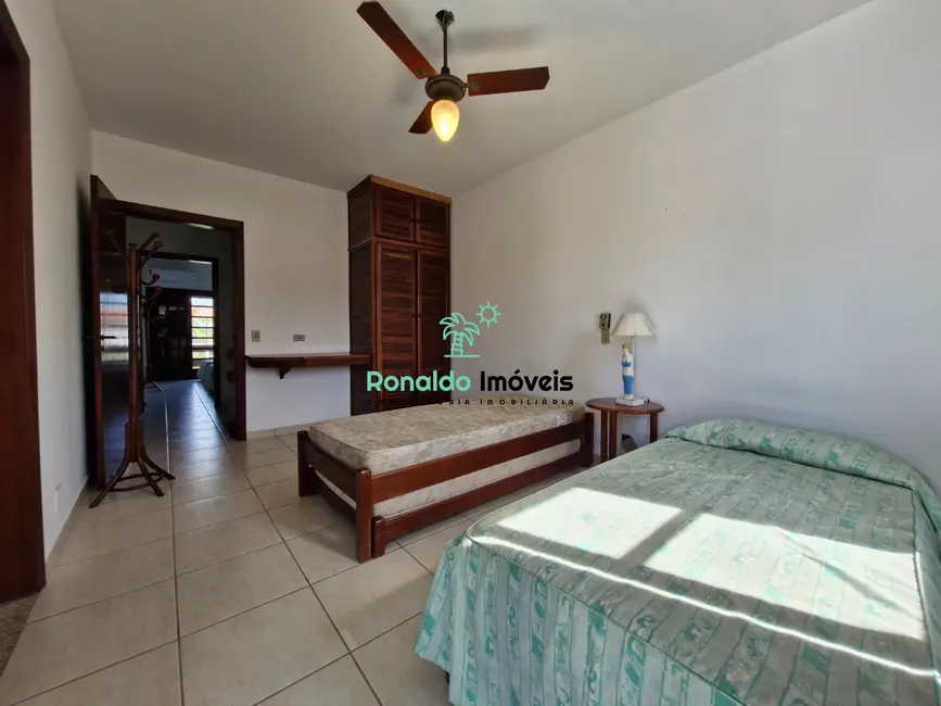 Foto 3 de Casa de Condomínio com 4 quartos à venda, 182m2 em Bertioga - SP