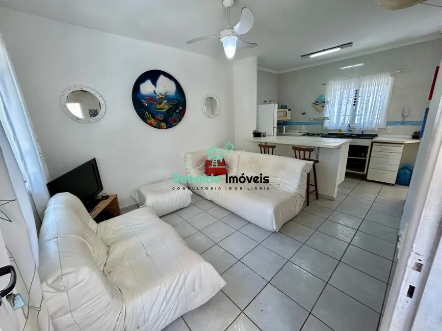 Foto 2 de Casa de Condomínio com 2 quartos à venda, 69m2 em Bertioga - SP