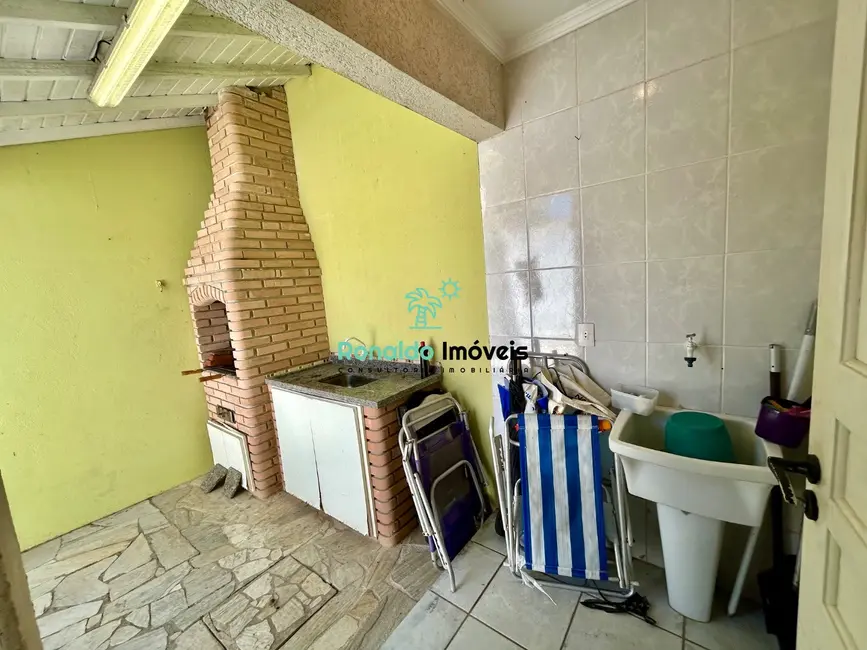 Foto 8 de Casa de Condomínio com 2 quartos à venda, 69m2 em Bertioga - SP