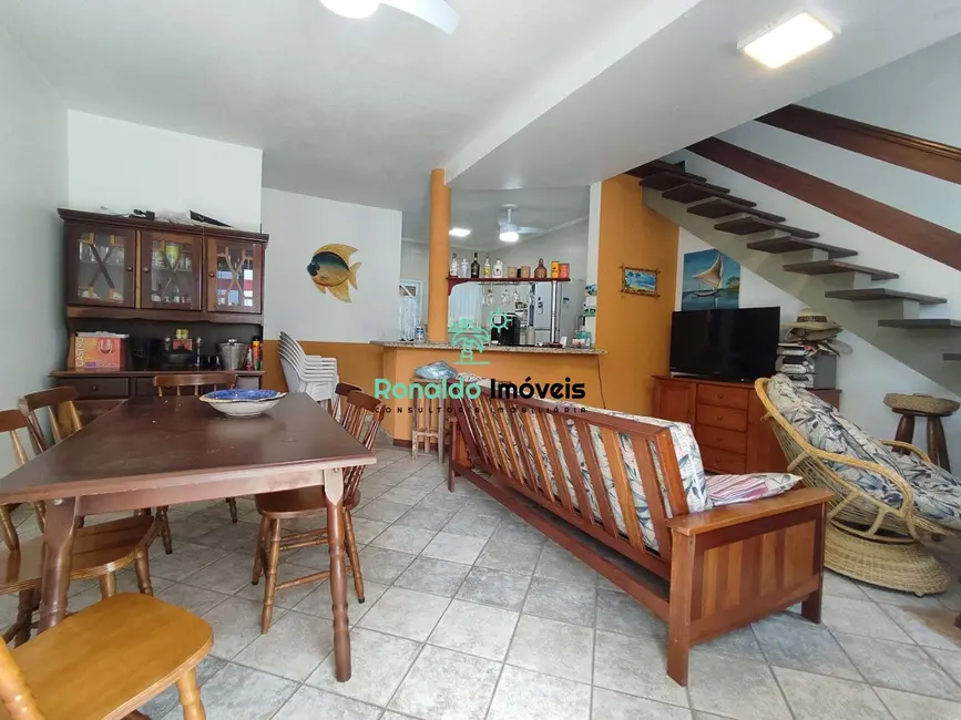 Foto 2 de Casa de Condomínio com 2 quartos à venda, 96m2 em Bertioga - SP