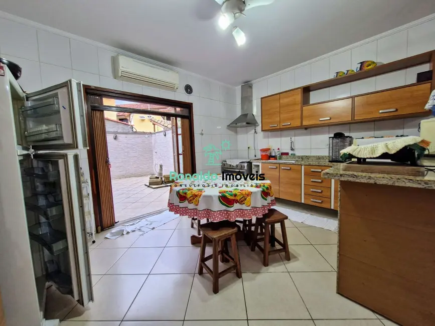 Foto 5 de Casa de Condomínio com 3 quartos à venda, 134m2 em Bertioga - SP