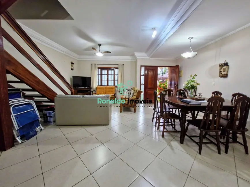 Foto 8 de Casa de Condomínio com 3 quartos à venda, 134m2 em Bertioga - SP