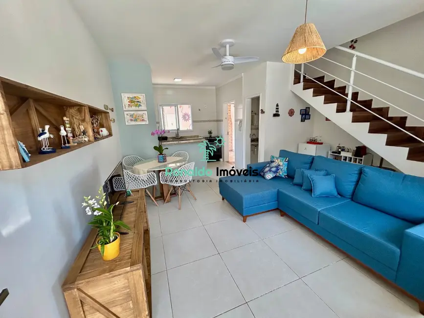 Foto 1 de Casa de Condomínio com 2 quartos à venda, 83m2 em Bertioga - SP