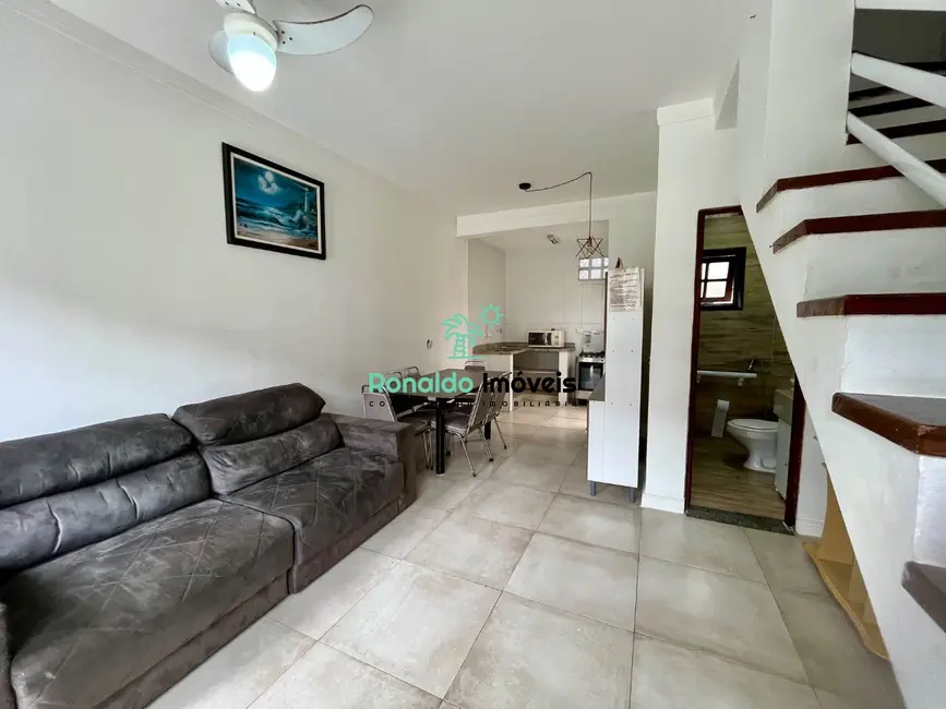 Foto 3 de Casa de Condomínio com 2 quartos à venda, 57m2 em Centro, Bertioga - SP