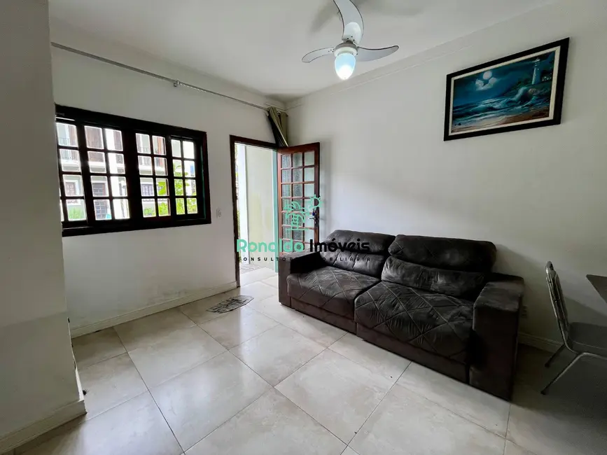 Foto 4 de Casa de Condomínio com 2 quartos à venda, 57m2 em Centro, Bertioga - SP