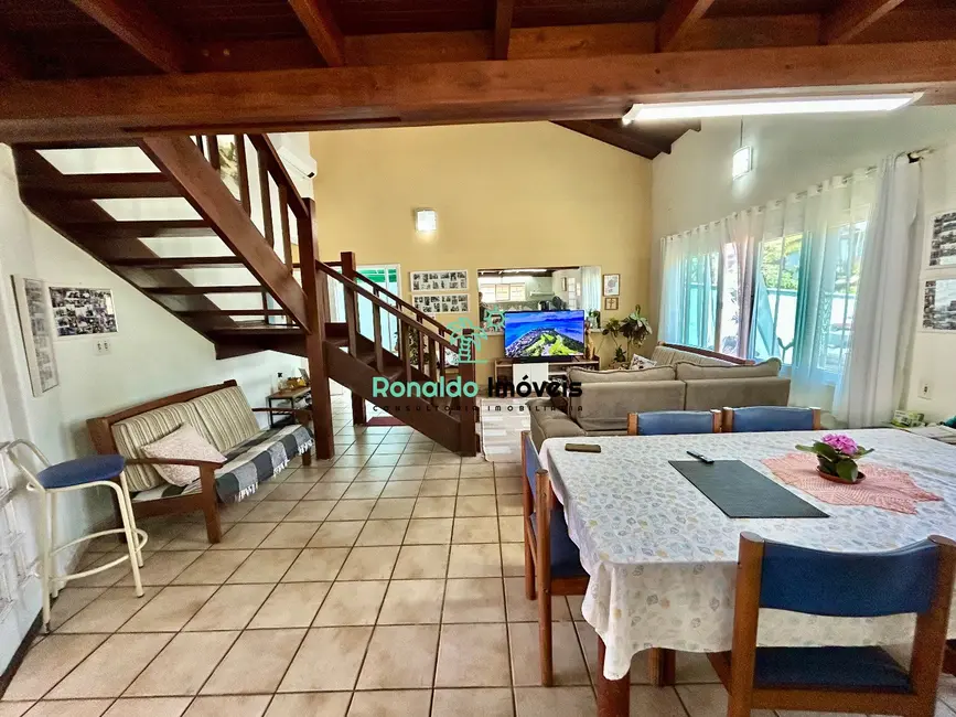 Foto 7 de Casa de Condomínio com 4 quartos à venda, 191m2 em Bertioga - SP