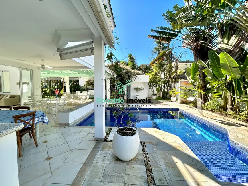 Foto 8 de Casa de Condomínio com 5 quartos à venda, 400m2 em Bertioga - SP