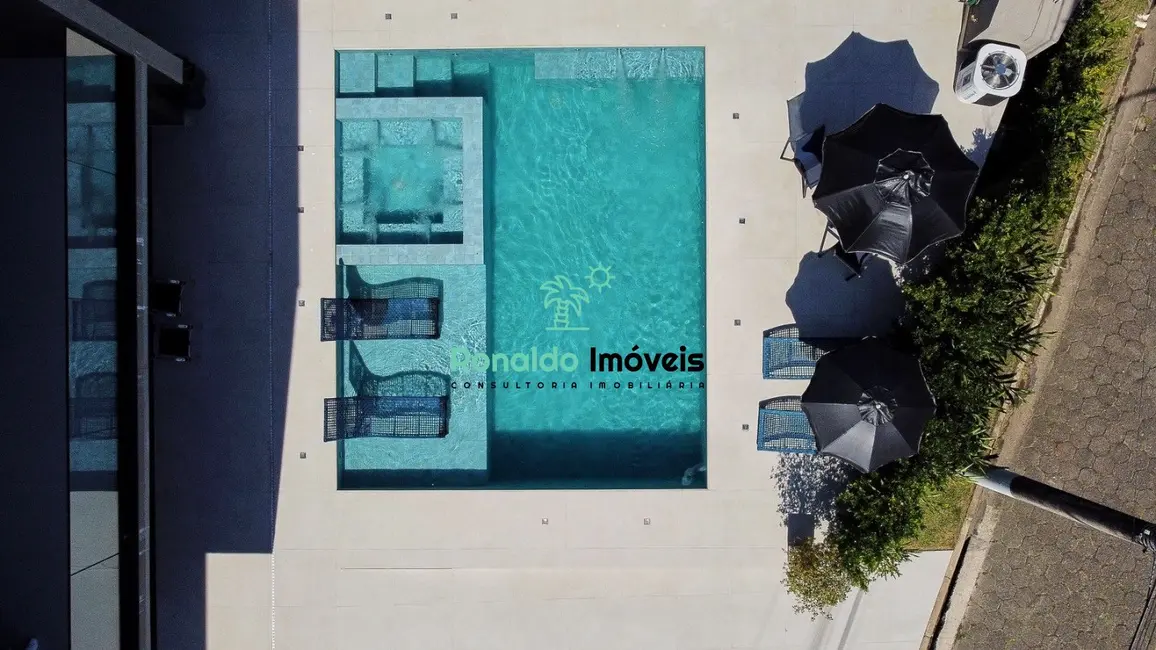 Foto 9 de Casa de Condomínio com 6 quartos à venda, 360m2 em Bertioga - SP