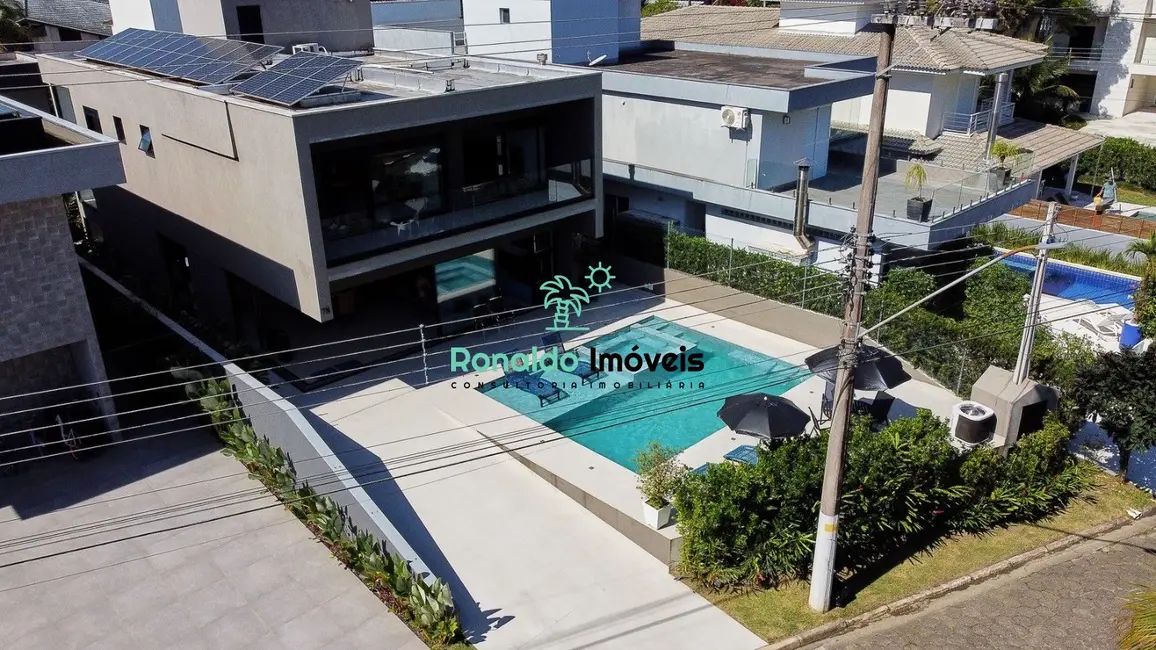 Foto 3 de Casa de Condomínio com 6 quartos à venda, 360m2 em Bertioga - SP