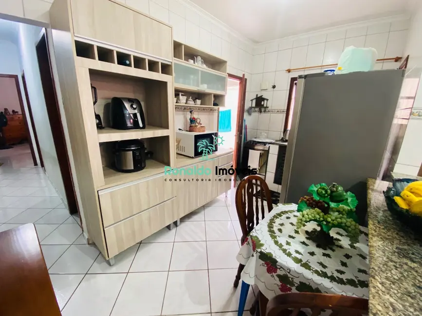 Foto 4 de Casa com 2 quartos à venda, 79m2 em Centro, Bertioga - SP