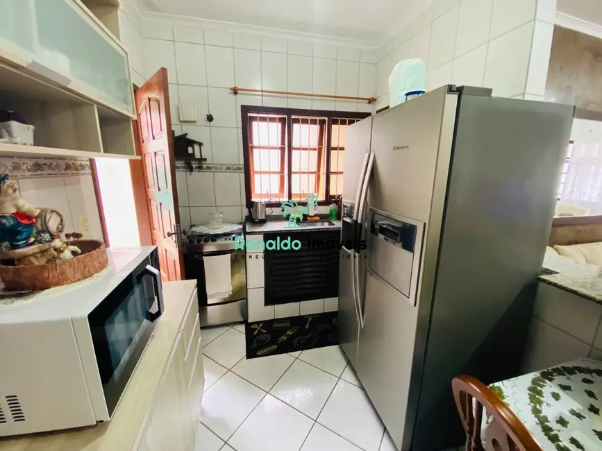 Foto 5 de Casa com 2 quartos à venda, 79m2 em Centro, Bertioga - SP