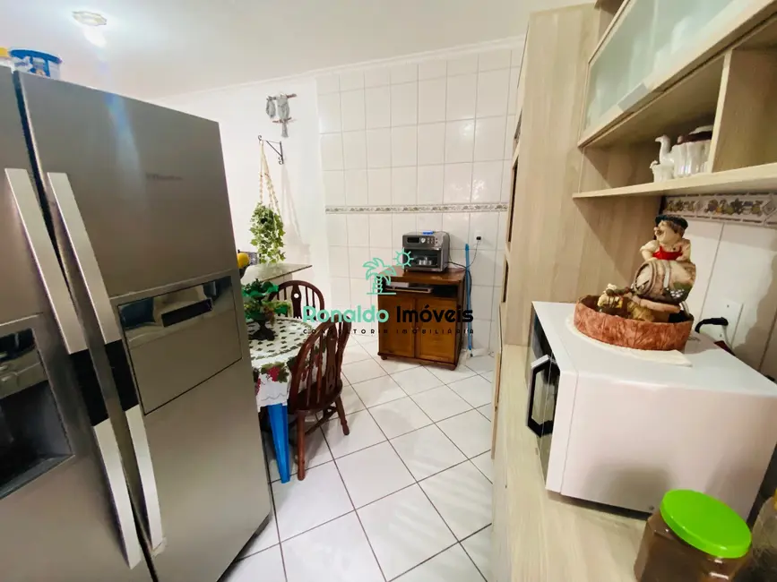 Foto 6 de Casa com 2 quartos à venda, 79m2 em Centro, Bertioga - SP