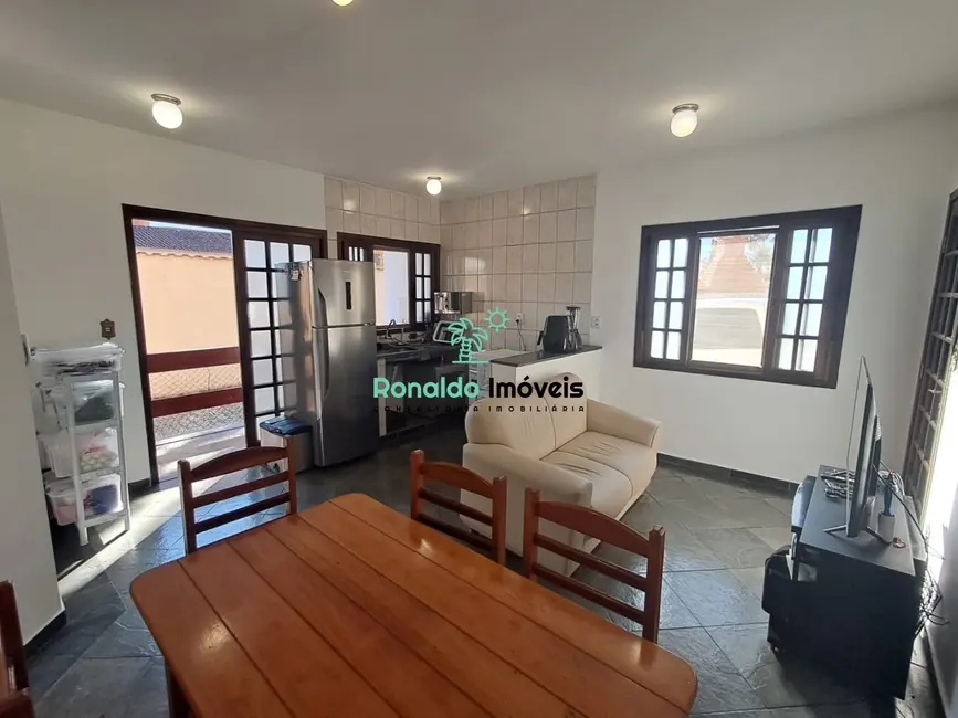 Foto 1 de Casa de Condomínio com 2 quartos à venda, 64m2 em Bertioga - SP