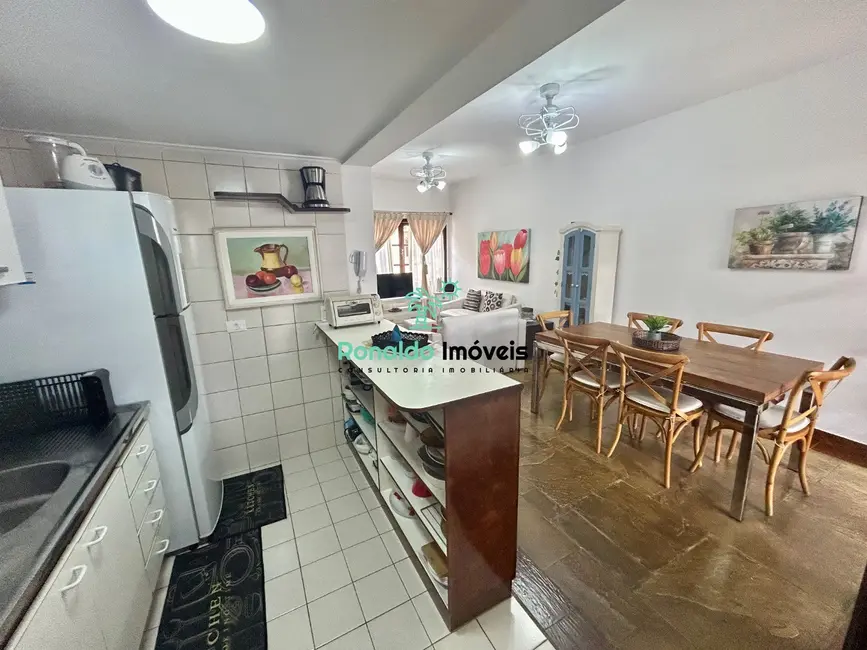 Foto 8 de Casa de Condomínio com 2 quartos à venda, 85m2 em Centro, Bertioga - SP