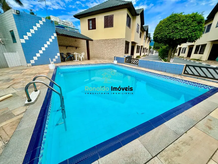 Foto 1 de Casa de Condomínio com 2 quartos à venda, 85m2 em Centro, Bertioga - SP