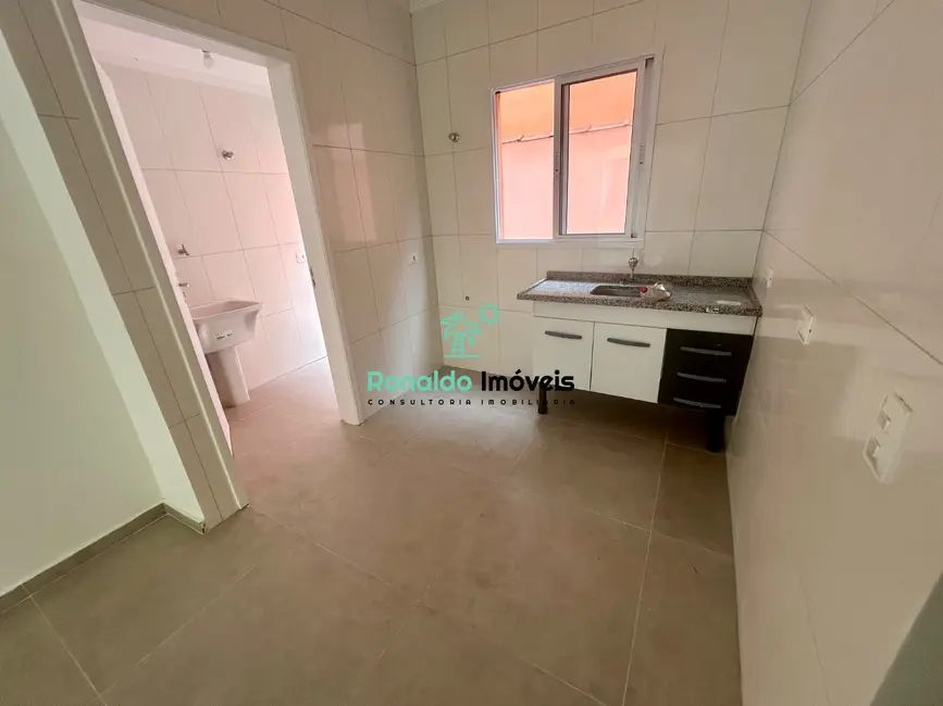 Foto 4 de Casa de Condomínio com 2 quartos à venda, 57m2 em Bertioga - SP